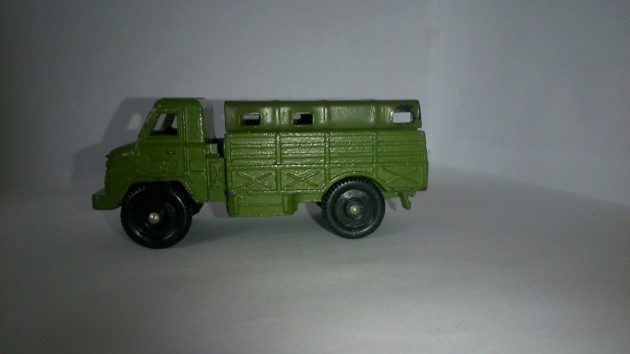 Lojlf-2AIIY.jpg