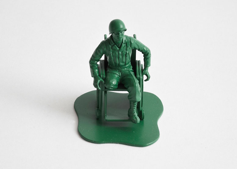 Dorothy-Casualties-War-Toy-Soldiers-03.jpg