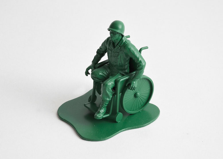 Dorothy-Casualties-War-Toy-Soldiers-02.jpg