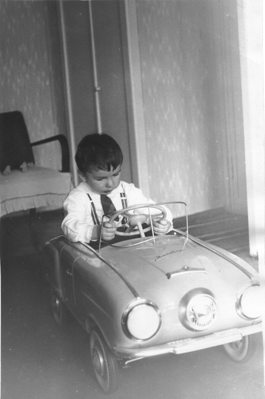 Sasha_1971_7.jpg